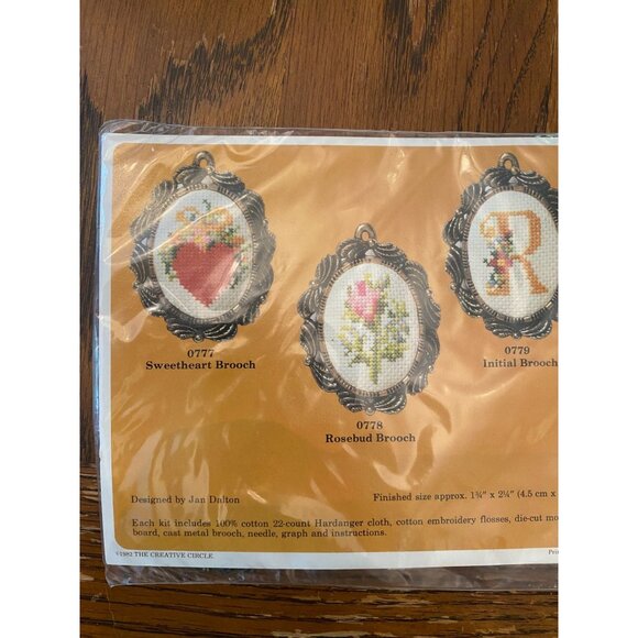 The Creative Circle #779 Initial Brooch Cross Stitch Kit - Picture 2 of 5